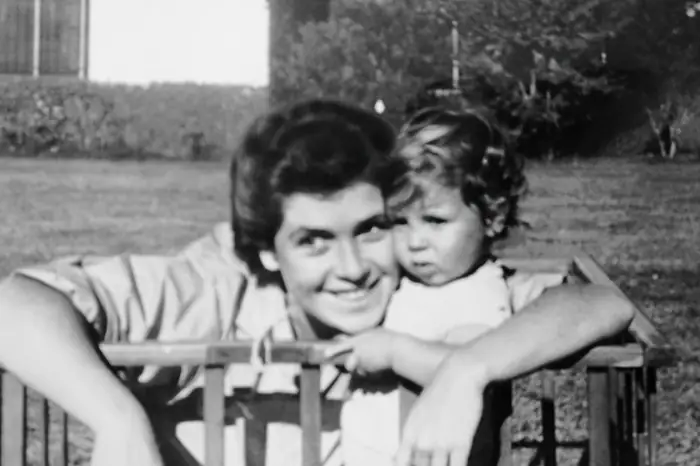 Sandra Mihanovich Foto Bio