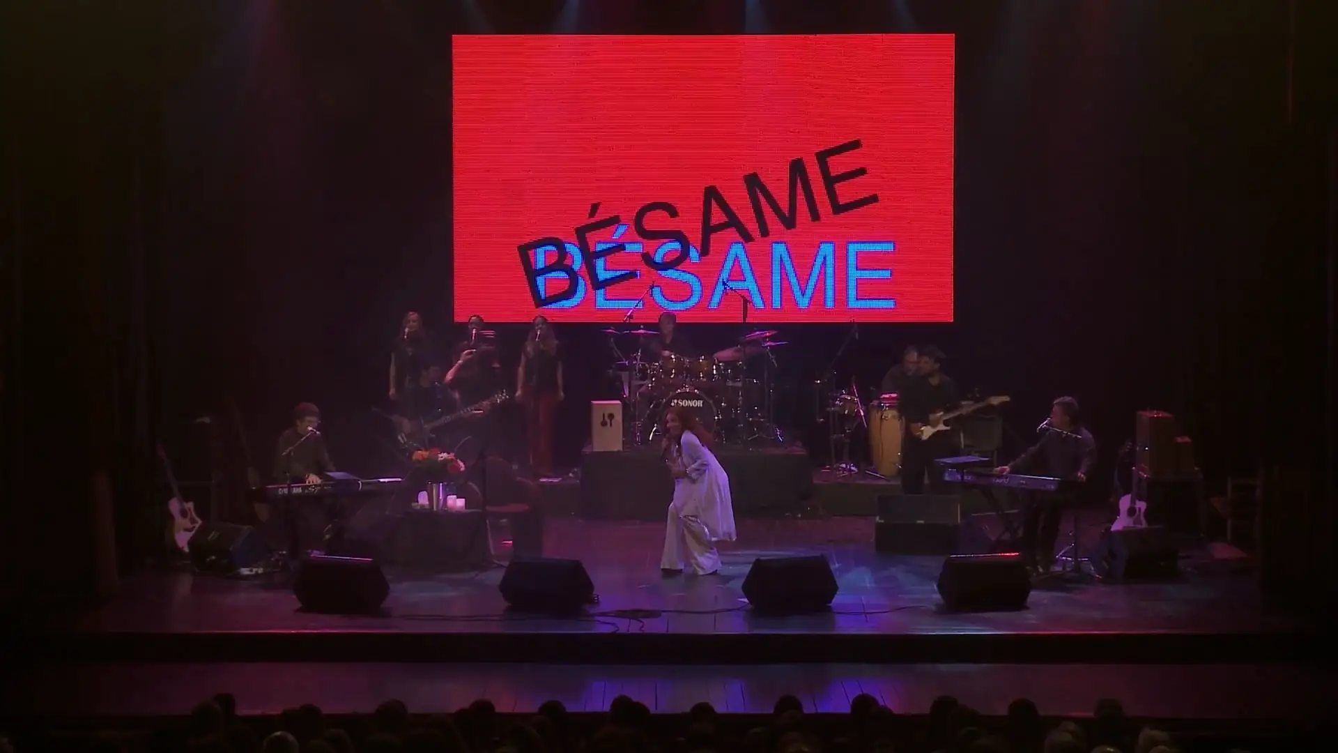 Videoclip Sandra Mihanovich - Bésame